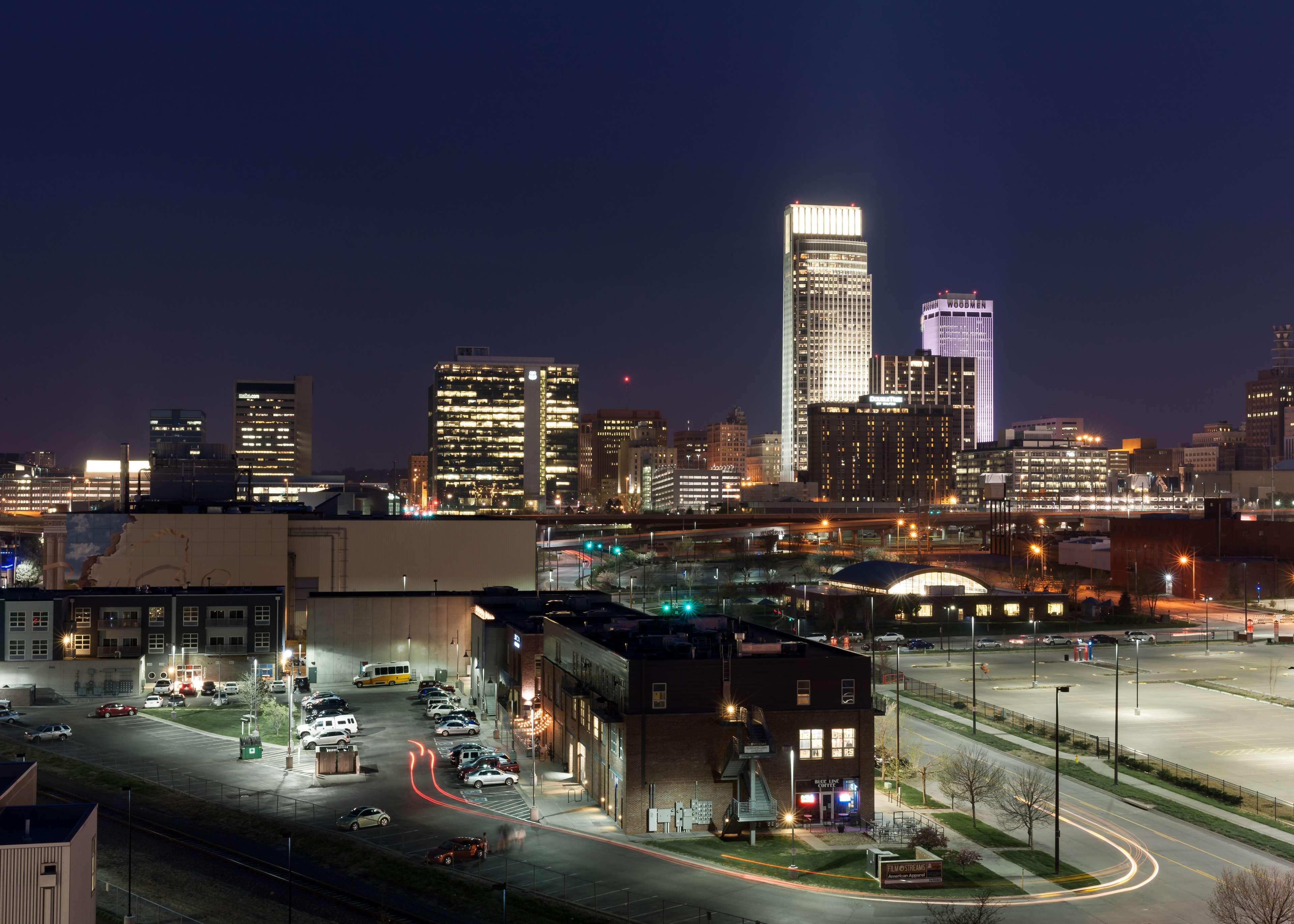 Hampton Inn & Suites Omaha-Downtown Bagian luar foto