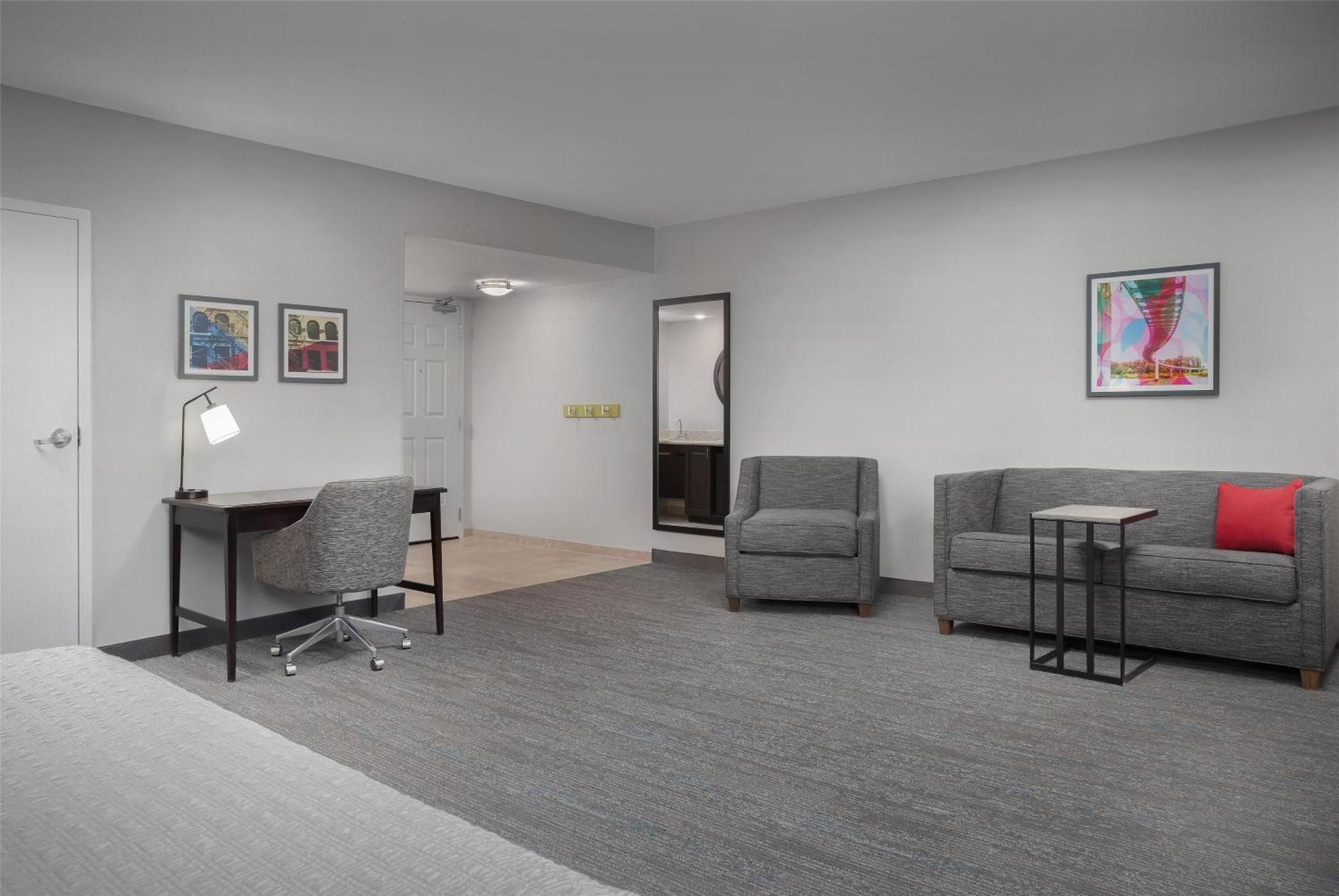 Hampton Inn & Suites Omaha-Downtown Bagian luar foto